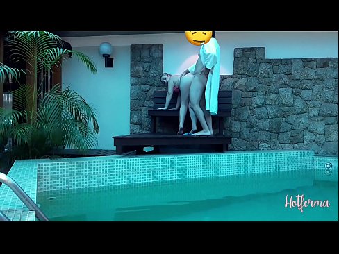 ❤️ Šef poziva sobaricu na bazen, ali nije mogao odoljeti vrućini ❌ Domaći porno na hr.porn-evooli.ru ❌️